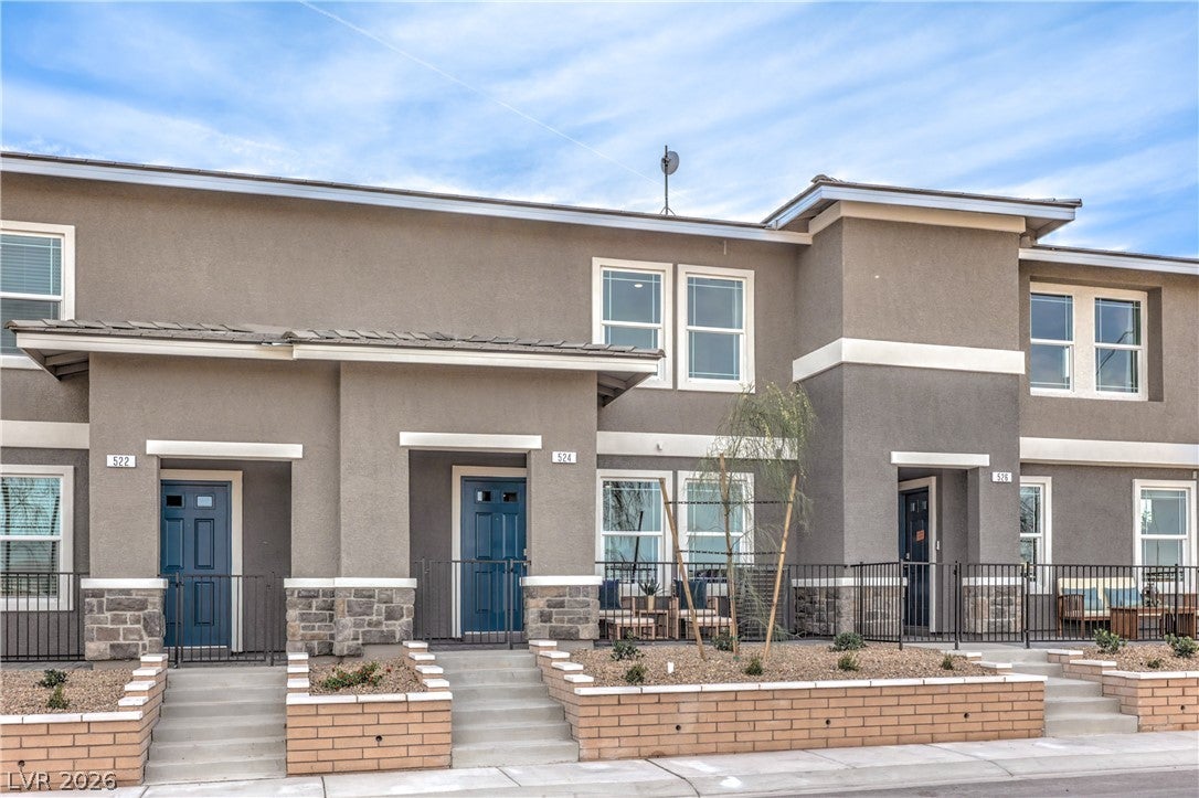 906 Pink Sugarbird Street