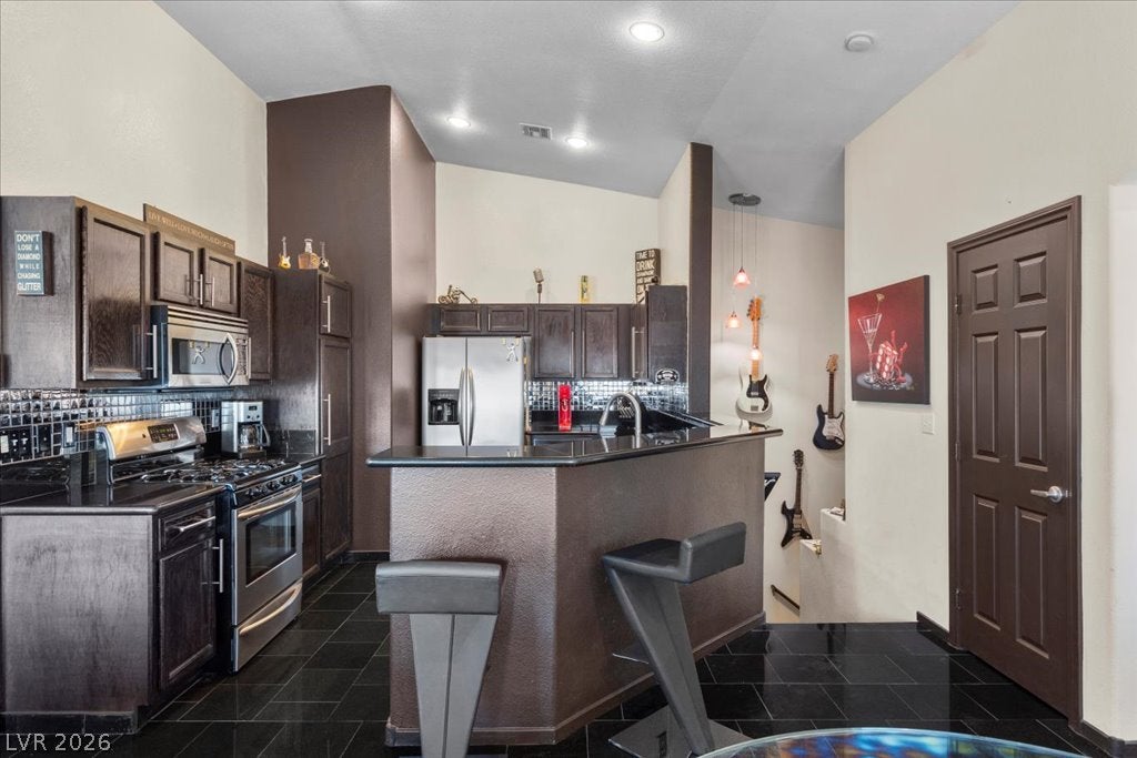 6252 Ordaz Avenue 101