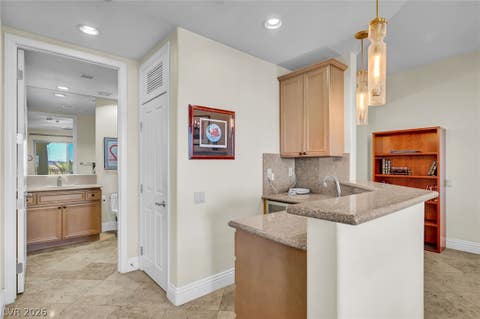 Tiny photo for 20 Via Mantova #301, Henderson, NV 89011 (MLS # 2771608)
