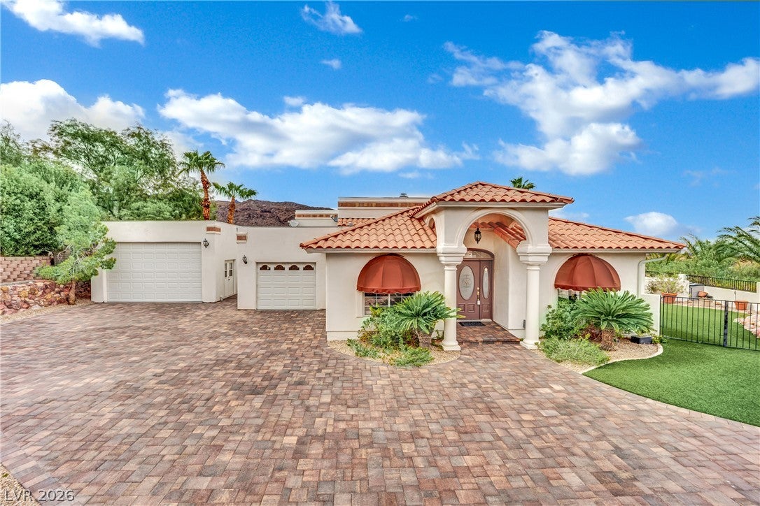 102 Red Rock Road