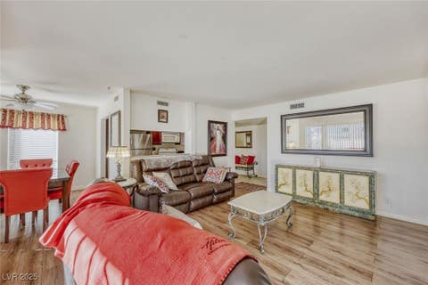 Tiny photo for 2807 Geary Place #2501, Las Vegas, NV 89109 (MLS # 2742221)