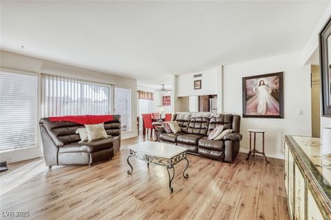 Tiny photo for 2807 Geary Place #2501, Las Vegas, NV 89109 (MLS # 2742221)