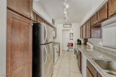 Tiny photo for 2807 Geary Place #2501, Las Vegas, NV 89109 (MLS # 2742221)