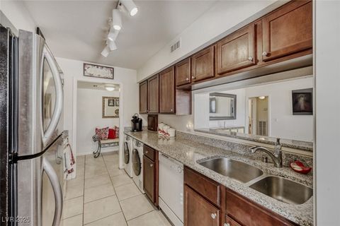 Tiny photo for 2807 Geary Place #2501, Las Vegas, NV 89109 (MLS # 2742221)