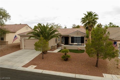 Featured picture for the property 2499400