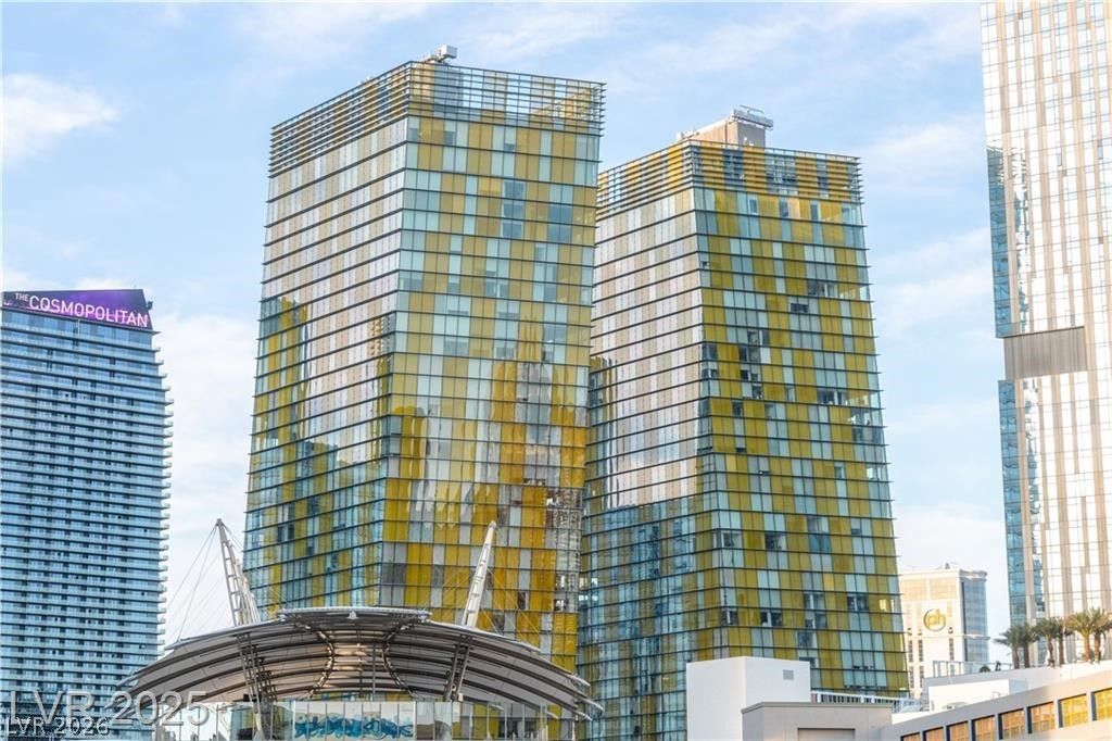 Photo of 3726 Las Vegas Boulevard #2702, Las Vegas, NV 89158 (MLS # 2776054)