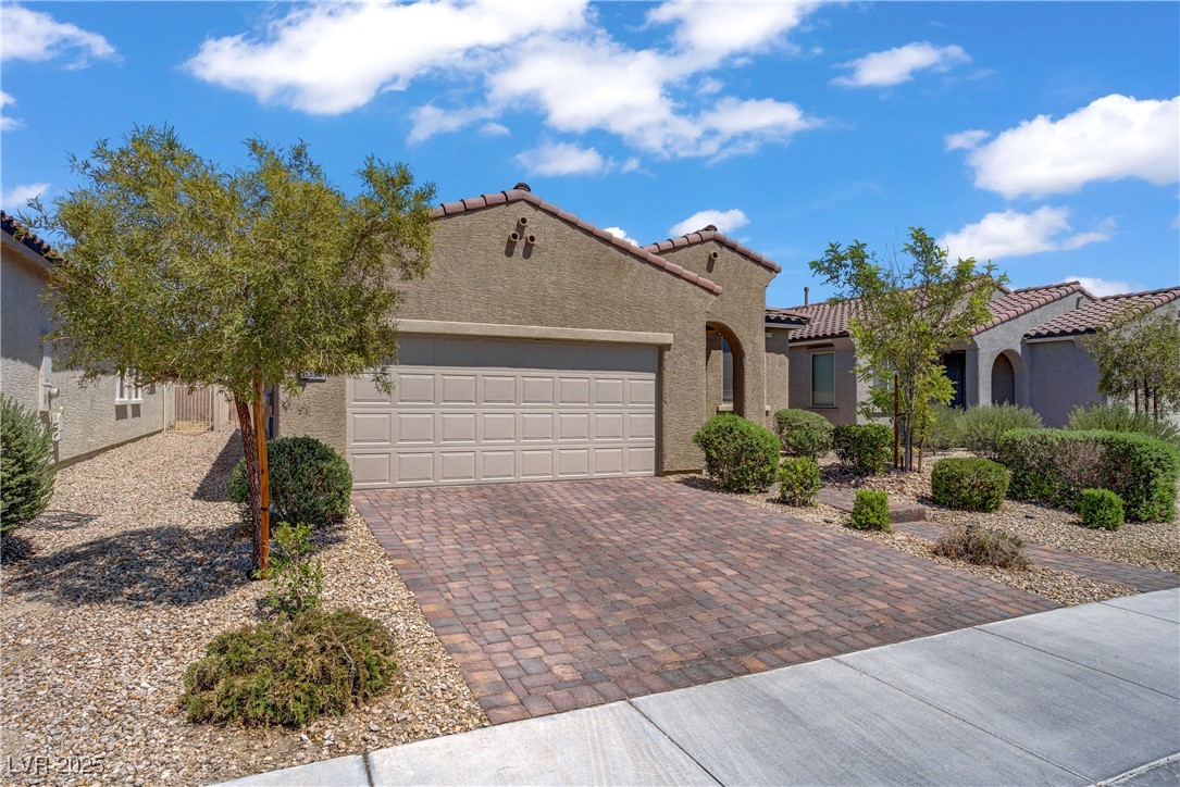 Properties 1 6324 Conlon Street