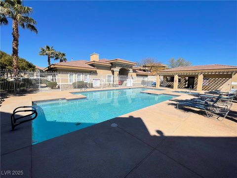 Condo For Sale - 833 Aspen Peak Loop #1021<br/> Henderson, NV 89011