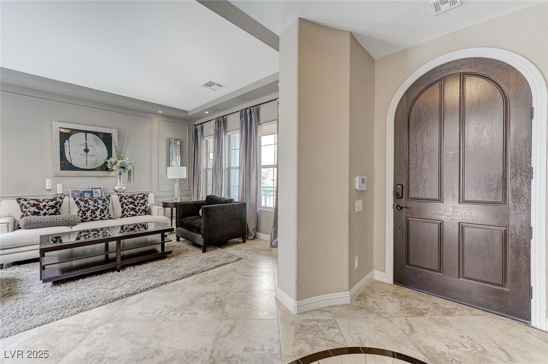 2824 Sisteron Court