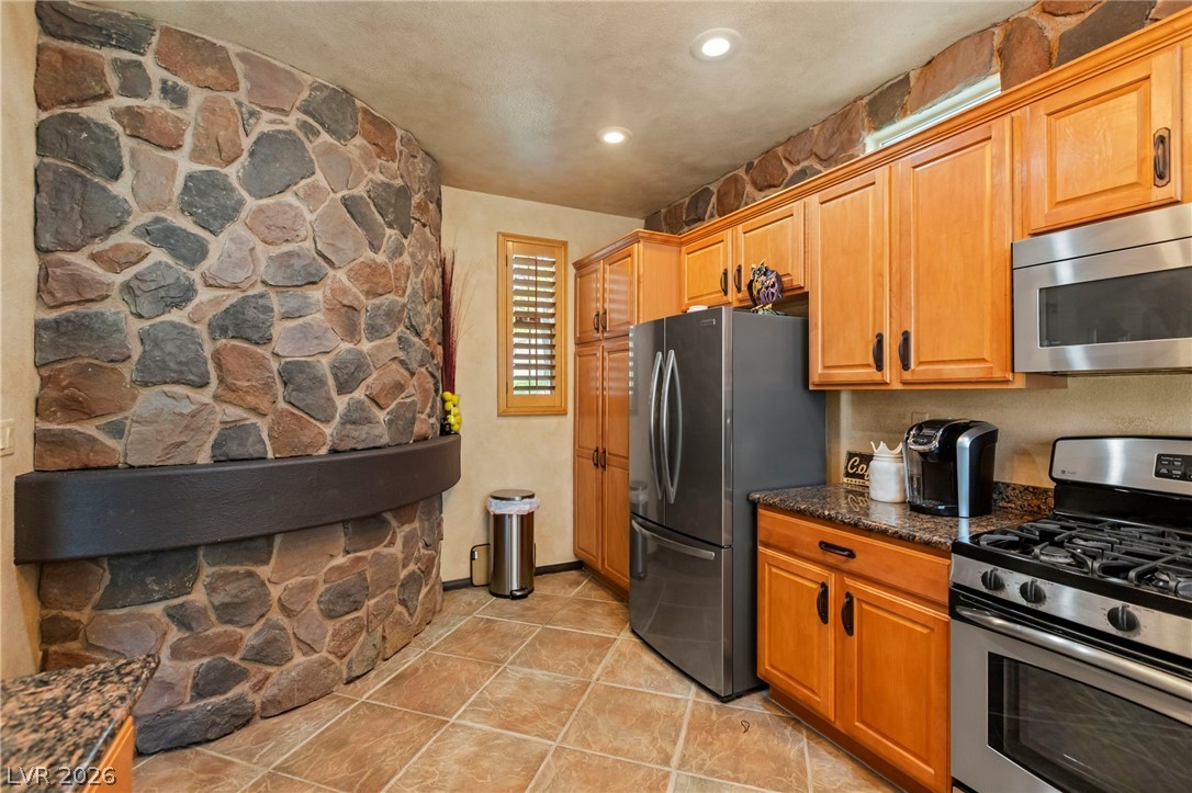 2238 Cast Pebble Drive