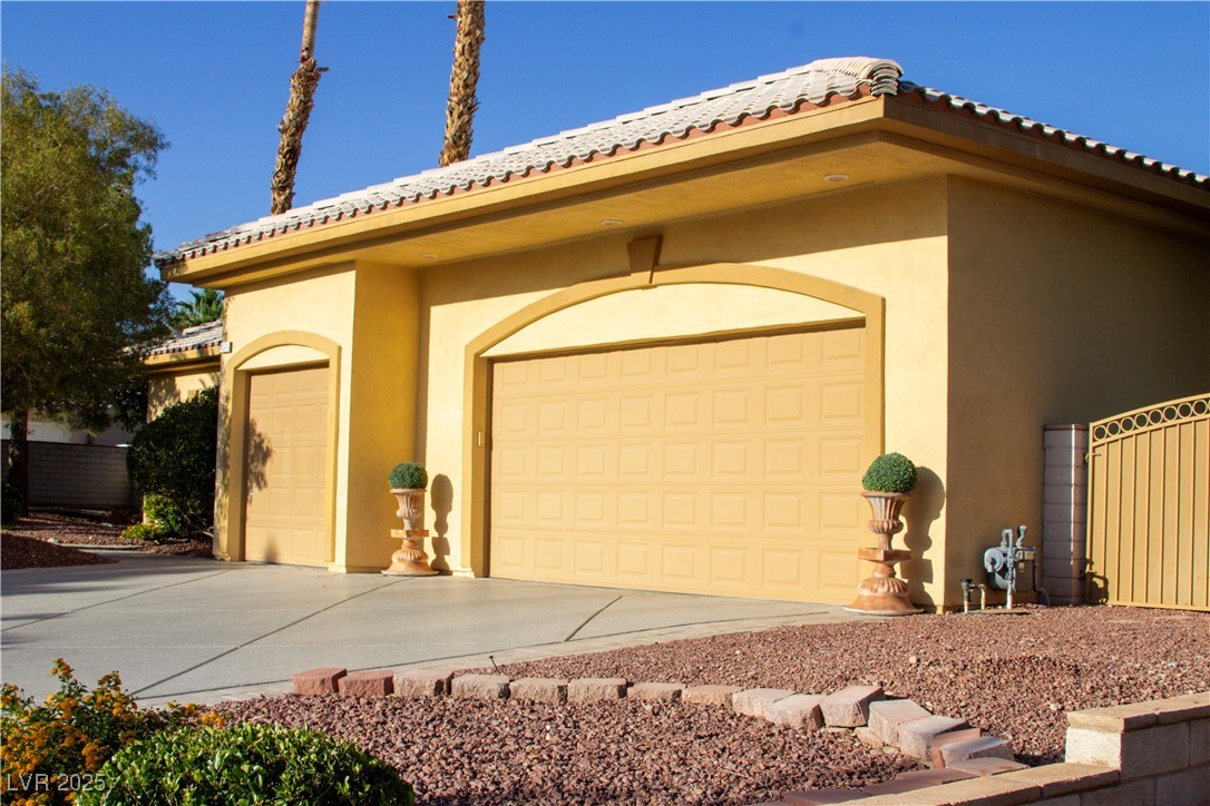 4554 Blue Mesa Way