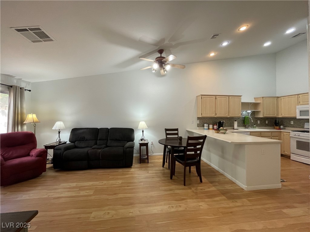 855 N Stephanie Street #112, Henderson, Nevada image 6