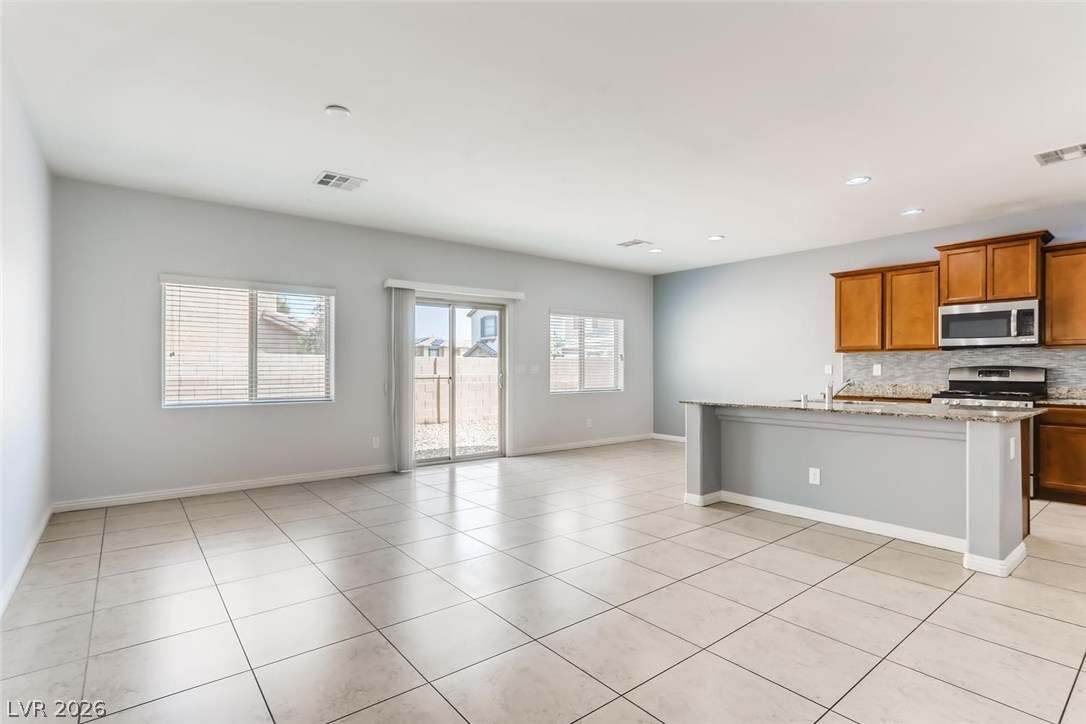 6828 Majestic Palm Drive