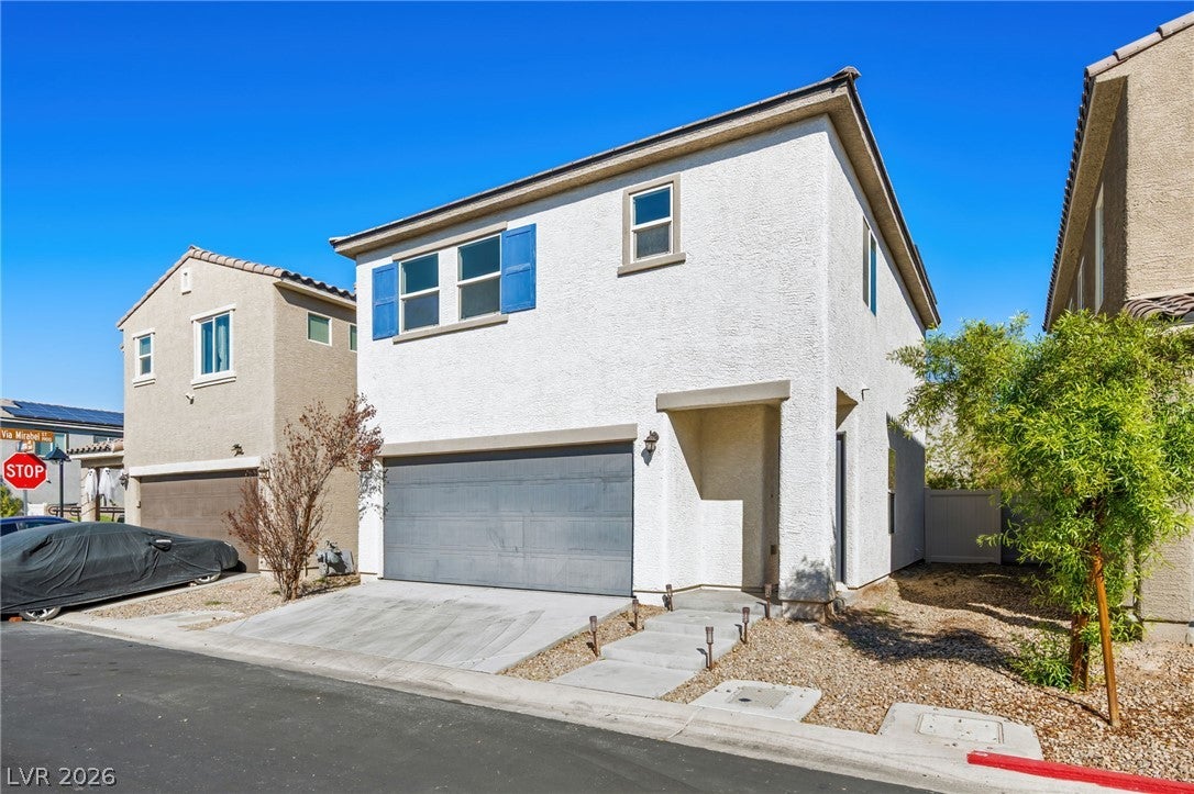 3682 Via Mariposa Avenue