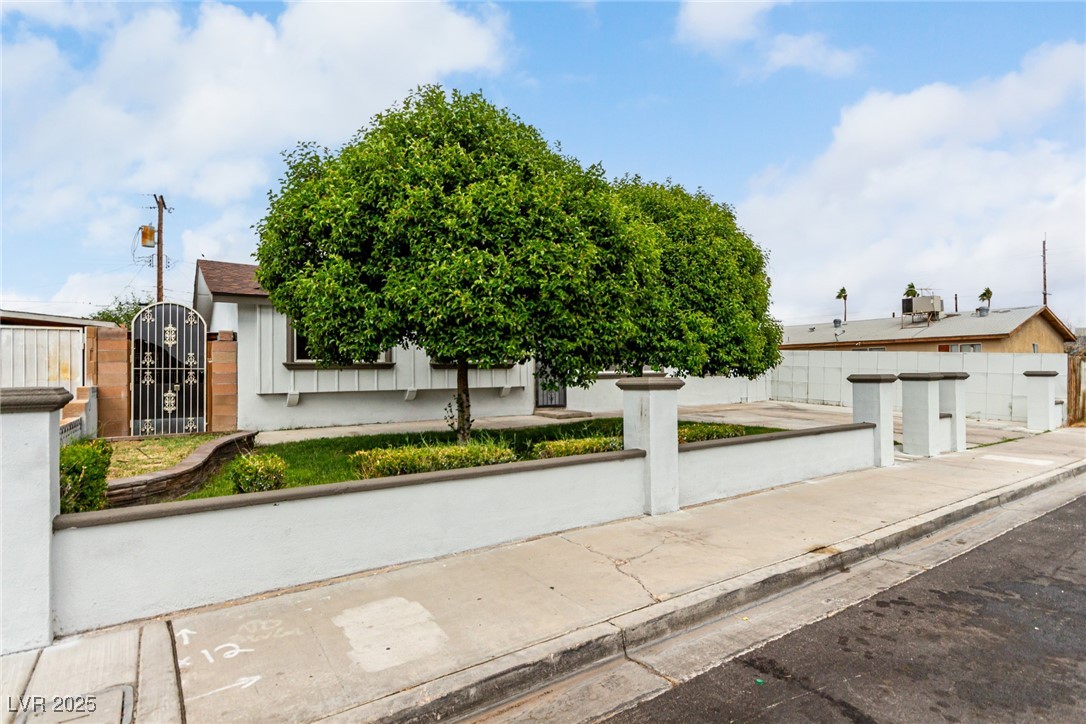 2317 Kirk Avenue