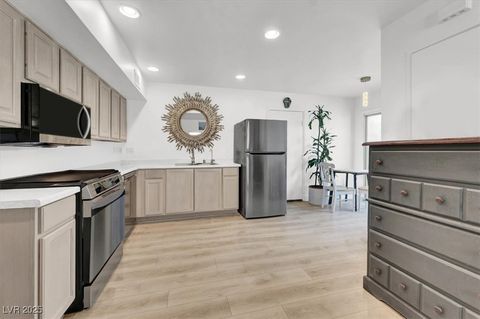 Photo of 5167 Greene Lane #L, Las Vegas, NV 89119 (MLS # 2730893) Photo of 5167 Greene Lane #L, Las Vegas, NV 89119 (MLS # 2730893)