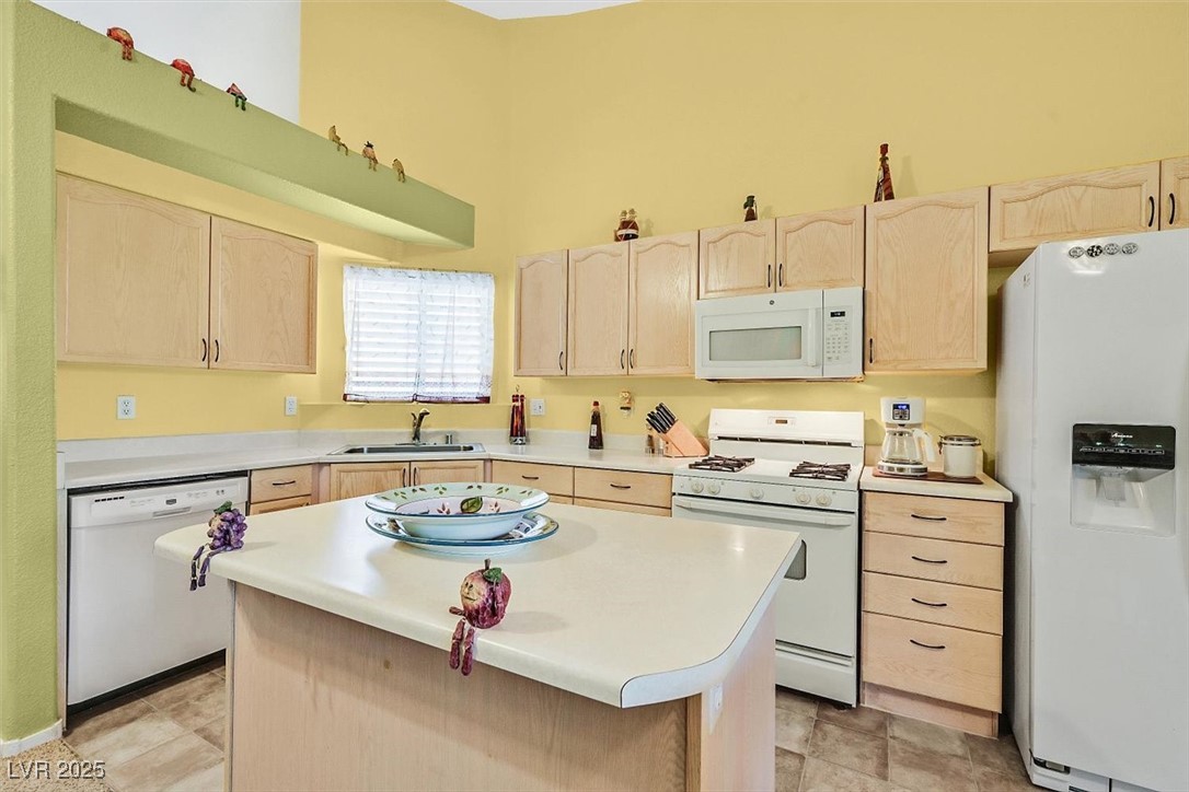 North Las Vegas, Nevada 89032, United States, 3 Bedrooms Bedrooms, ,2 BathroomsBathrooms,Residential,Active,183270