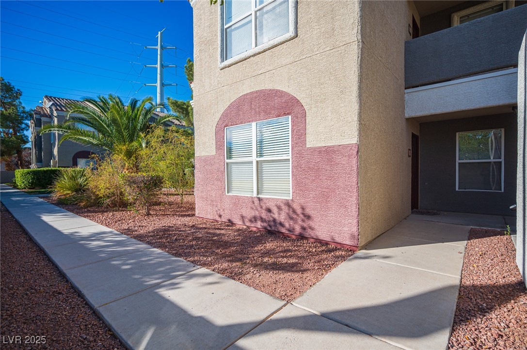 Properties 4 5055 W Hacienda Avenue 1101