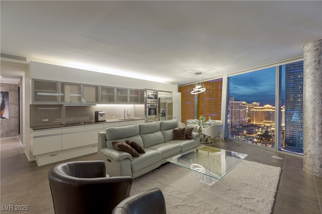 3722 Las Vegas Boulevard 2904