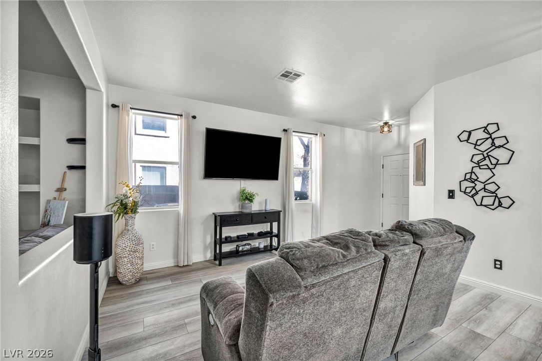 2132 Polynesia Circle