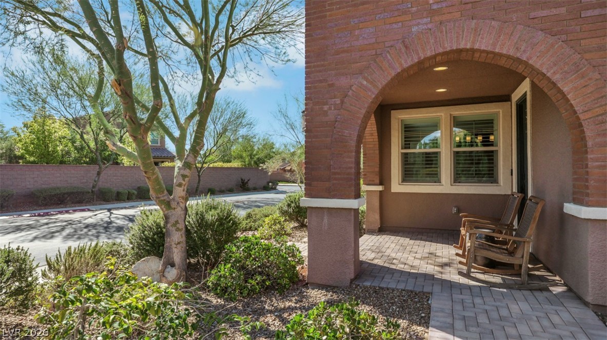 2534 Birch Hollow Street