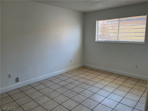 Tiny photo for 610 N 11th Street, Las Vegas, NV 89101 (MLS # 2791663)