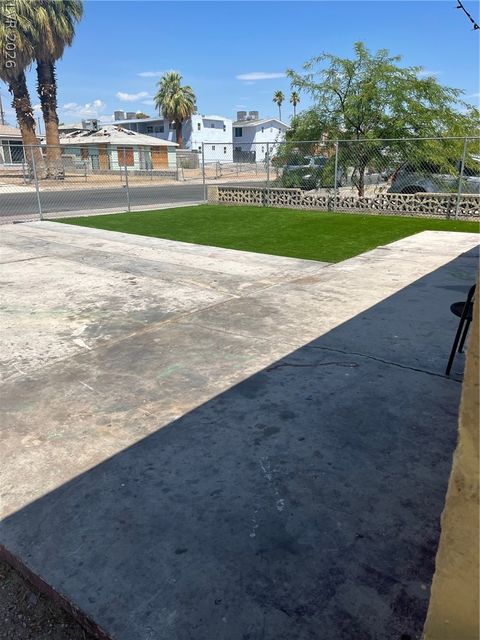 Tiny photo for 610 N 11th Street, Las Vegas, NV 89101 (MLS # 2791663)
