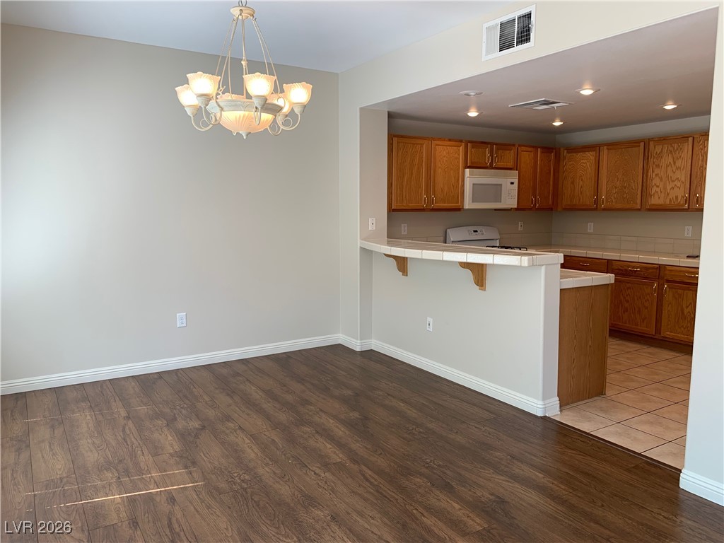 820 SUNRISE PEAK Lane 201