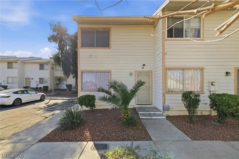 Townhouse For Sale - 4770 Topaz Street #13<br/> Las Vegas, NV 89121