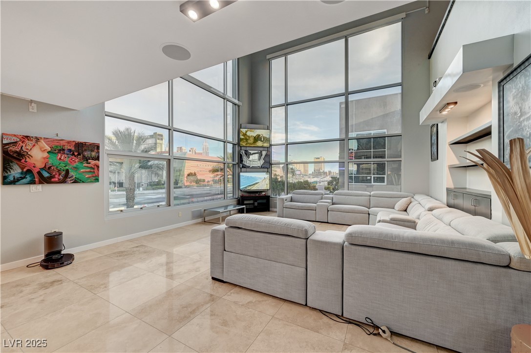4515 Dean Martin Drive 200