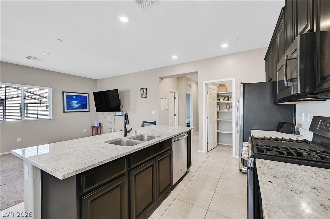 2715 Amazing Meadows Avenue 2181