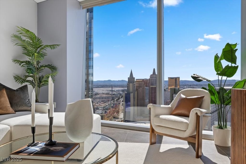 3726 S Las Vegas Boulevard 3305