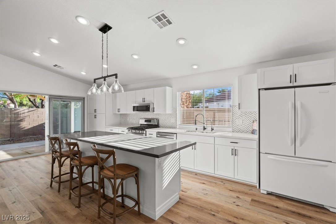 1877 Stablegate Avenue, Henderson, Nevada image 10
