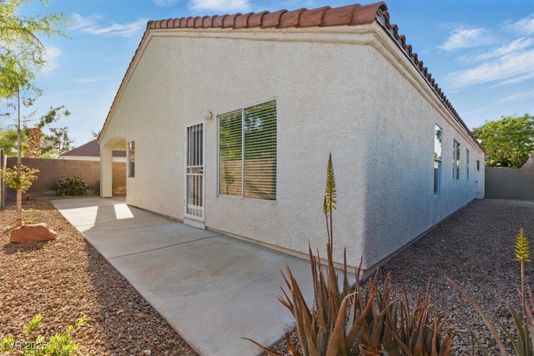 1877 Stablegate Avenue, Henderson, Nevada image 22