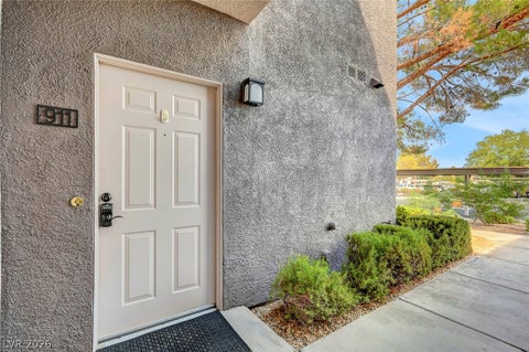 Condo For Rent - 2325 Windmill Parkway #911<br/> Henderson, NV 89074