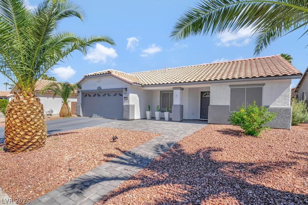 316 Desert Knolls Street