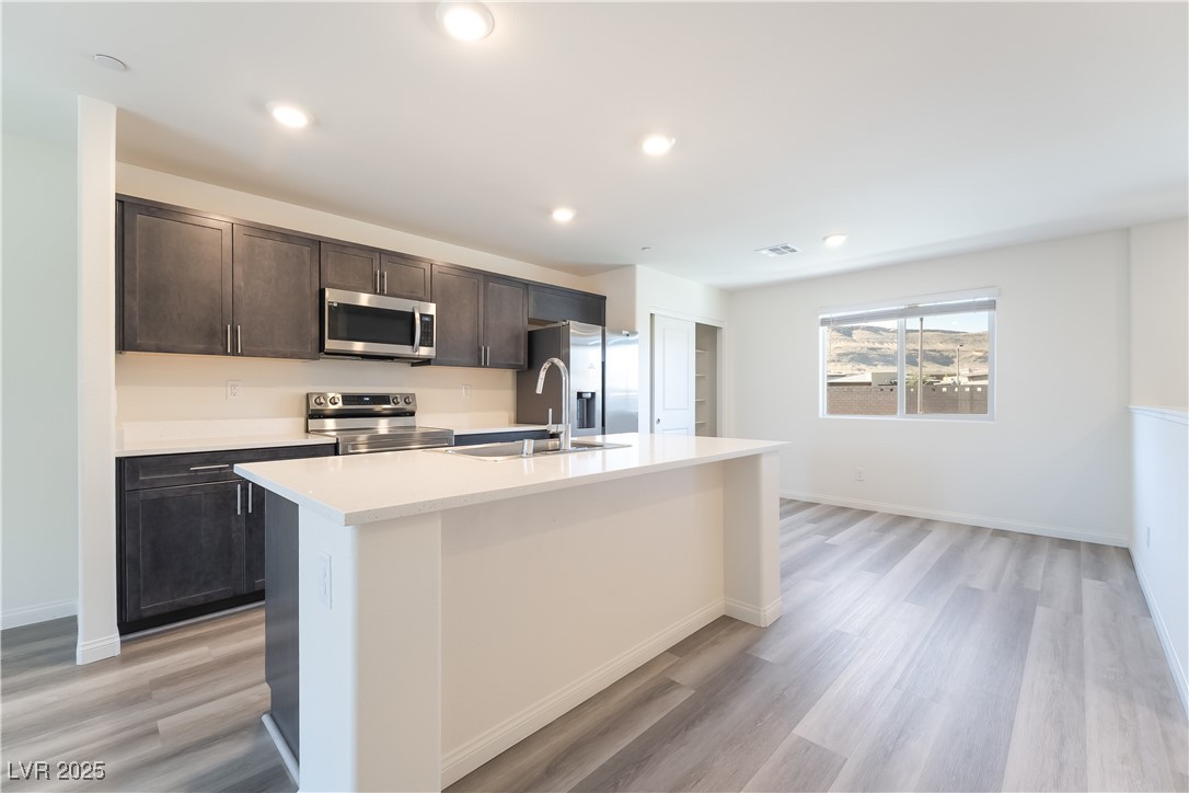 6853 Prairie Pearl Street