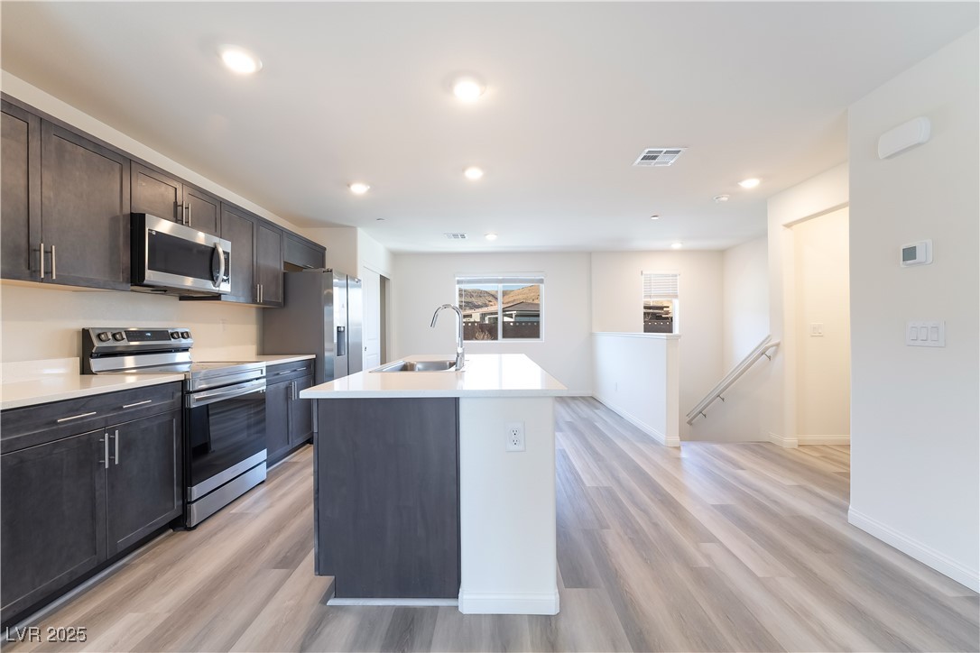 6853 Prairie Pearl Street