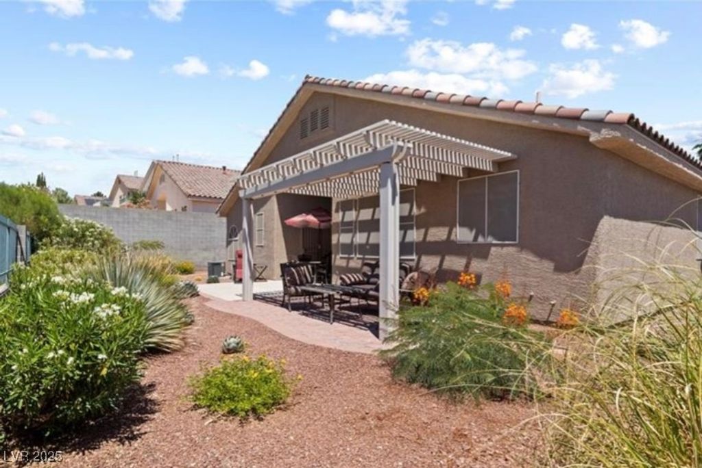 Photo of 3088 Evening Mist Avenue, Henderson, NV 89052 (MLS # 2691699)