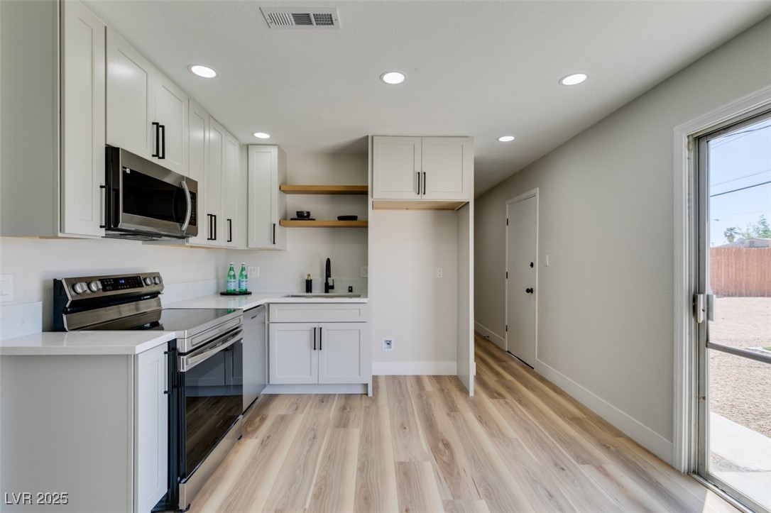 709 Rossmoyne Avenue, North Las Vegas, Nevada image 1