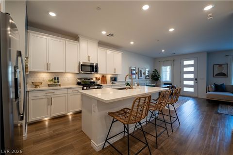 Photo of 600 N Carriage Hill Drive #1061, Las Vegas, NV 89138 (MLS # 2767685)