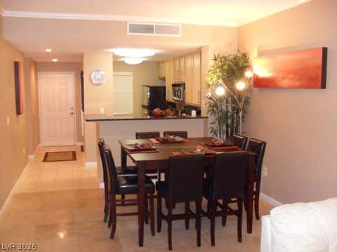 Condo For Rent - 260 E Flamingo Road #114<br/> Las Vegas, NV 89169