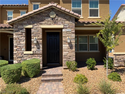 Townhouse For Rent - 3240 Avernus Avenue<br/> Henderson, NV 89044