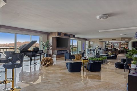 Photo of 2777 Paradise Road #1801, Las Vegas, NV 89109 (MLS # 2752660)