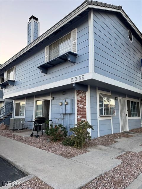 Photo of 5365 Shake Court #103, Las Vegas, NV 89122 (MLS # 2725833)