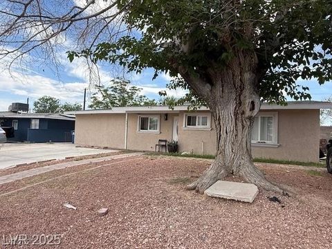 1331 Smoke Tree Avenue Las Vegas NV 89108