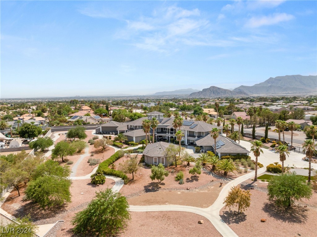 Las Vegas, Nevada 89149, United States, 14 Bedrooms Bedrooms, ,17 BathroomsBathrooms,Residential,Active,47823