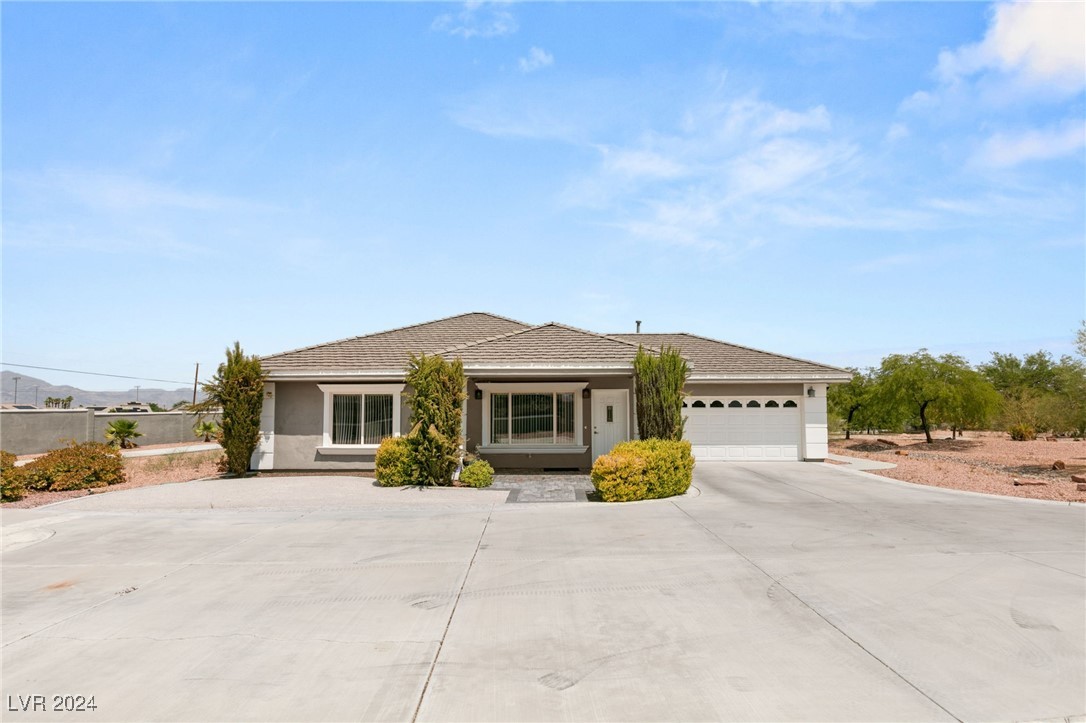 Las Vegas, Nevada 89149, United States, 14 Bedrooms Bedrooms, ,17 BathroomsBathrooms,Residential,Active,47823