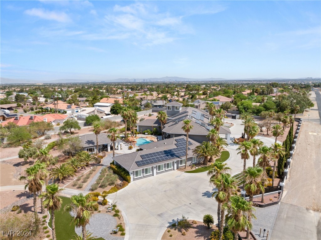 Las Vegas, Nevada 89149, United States, 14 Bedrooms Bedrooms, ,17 BathroomsBathrooms,Residential,Active,47823