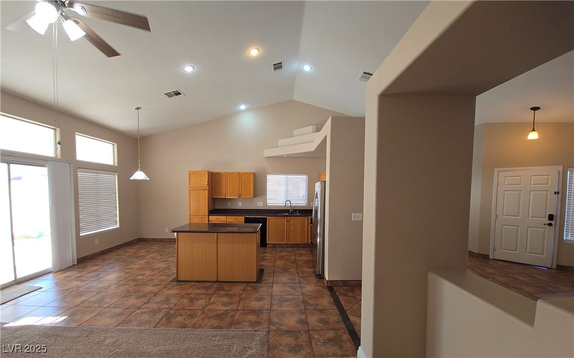 7417 Red Eagle Street, Las Vegas, Texas image 37